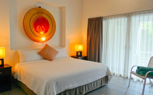 Dangelos 5ta Avenida Hotel