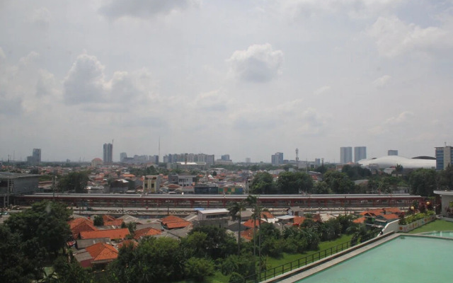 Fully Furnished With Cozy Design Studio At Patraland Urbano Apartment