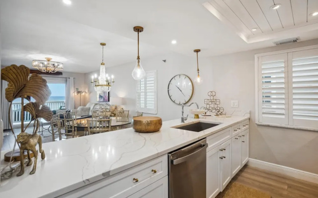 Pelican Pointe 5B