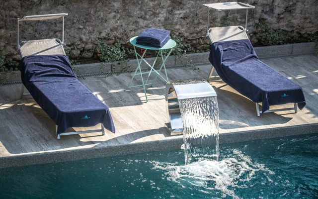 Maji Como Lake apartments