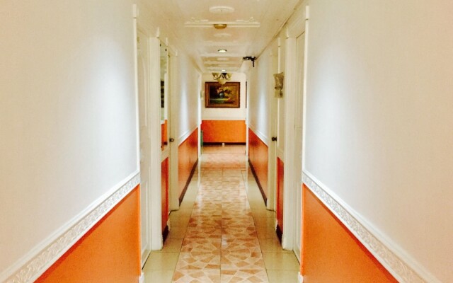 Genesis Hotel