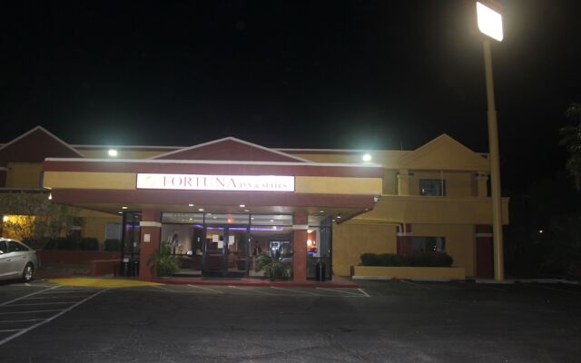 Fortuna Inn and Suites