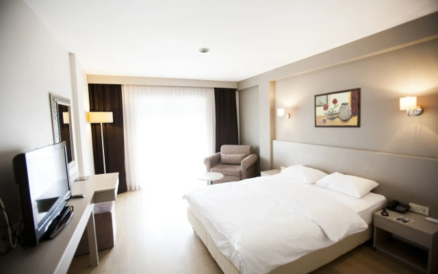 Zinos Hotel