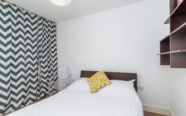 JOIVY Lovely Studio Flat with Terrace in Southeast London