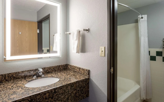 Americinn Silver Bay