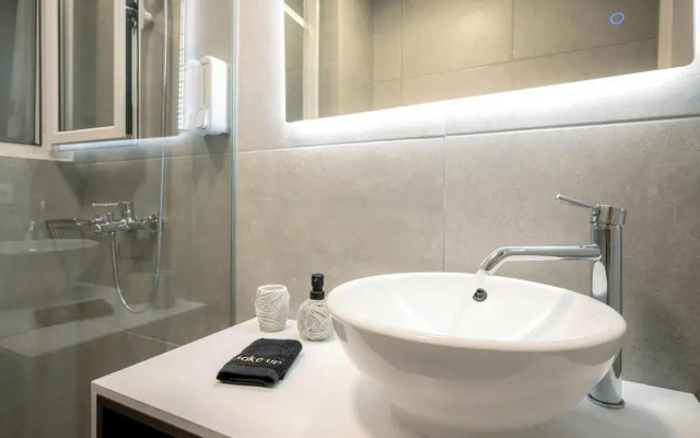 Peacock's Apartments