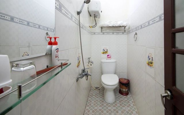 Red Lotus Homestay