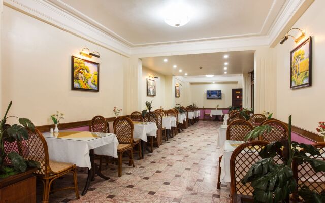 A25 Hotel - 12 Pho Hue