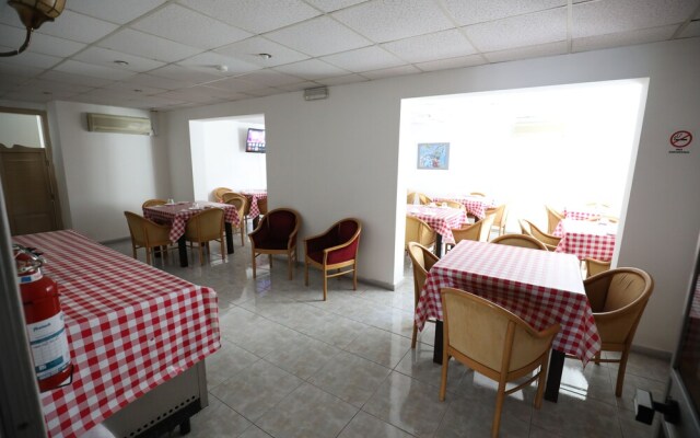 Paceville Hotel
