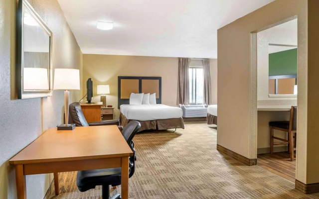 Extended Stay America Select Suites Detroit Warren