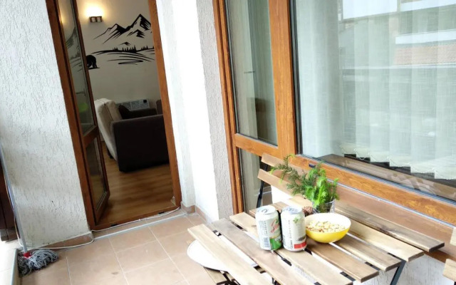 Pine Tree Apartment 2 - B7