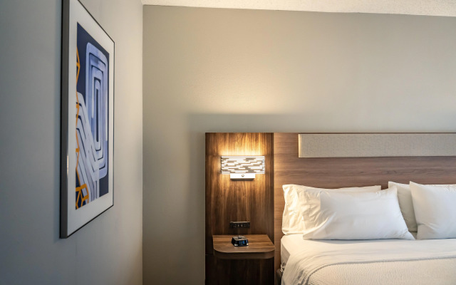 Holiday Inn Express Hotel & Suites West Chester by IHG