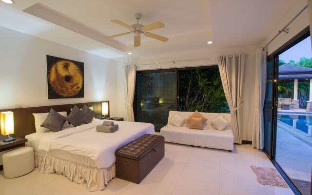 Boutique 3BR Pool Villa White Cove Rawai