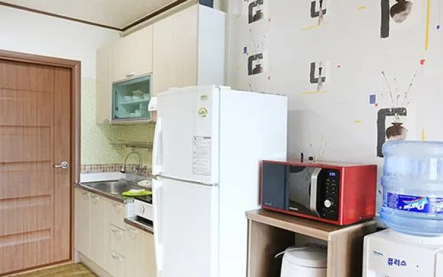 Yeosu 1 bak 2 il Pension