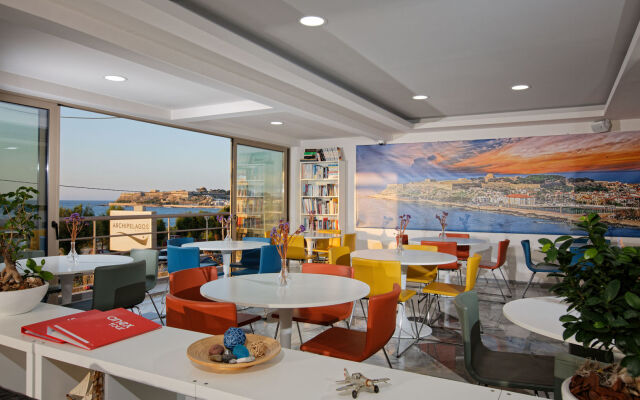 Archipelagos Hotel