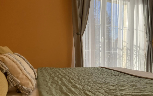 Baltic Resort (Балтик Резорт) на улице Октябрьская