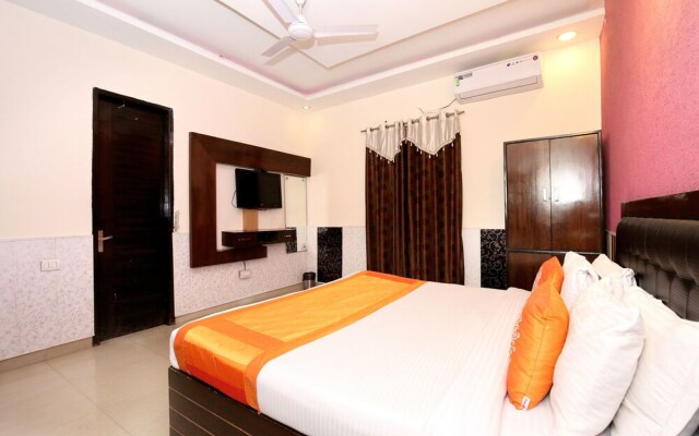 OYO 5026 Preet Hotel