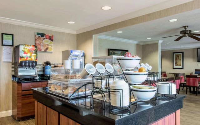 Comfort Inn Evansville East