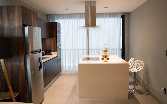 Downtown Luxury Apartment I  Cocobeach