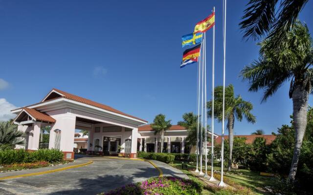 Memories Paraiso Beach Resort - All Inclusive
