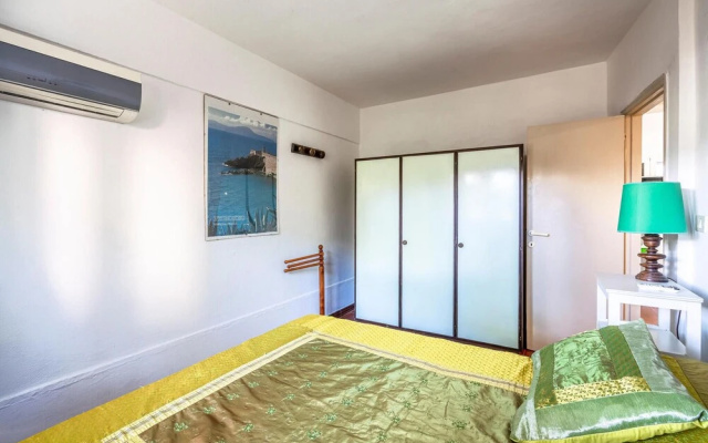 Beautiful Apartment in Lacona - Capoliveri With 1 Bedrooms and Wifi