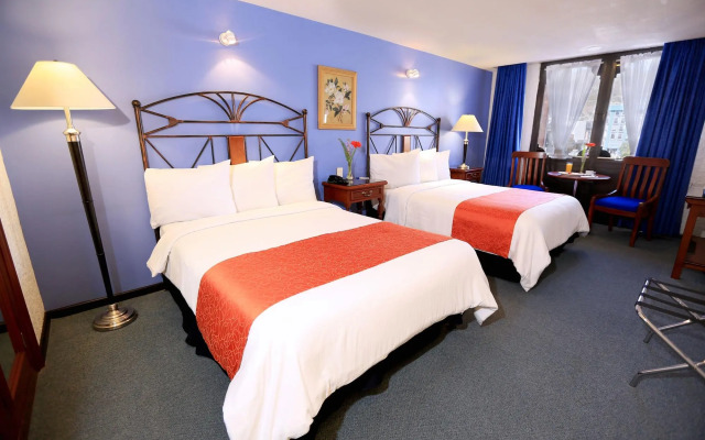 Hotel Emily