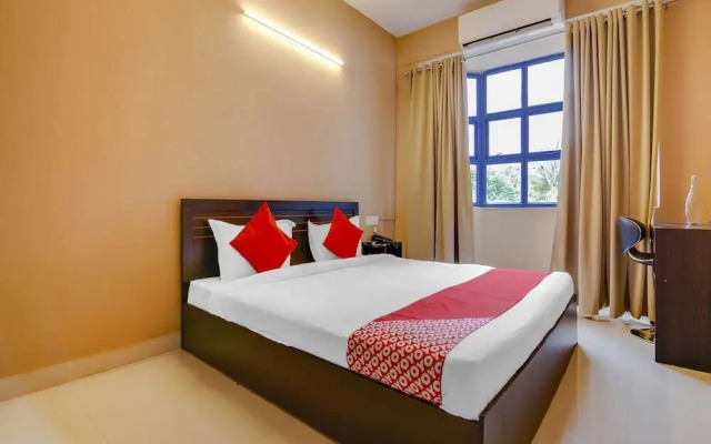Aqualura By OYO Rooms