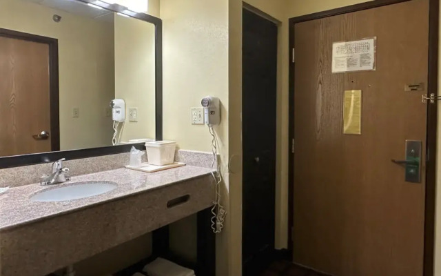 Quality Inn Perryville I-55