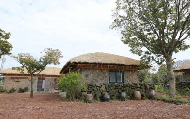 Seogwipo Chogain inn Guest House