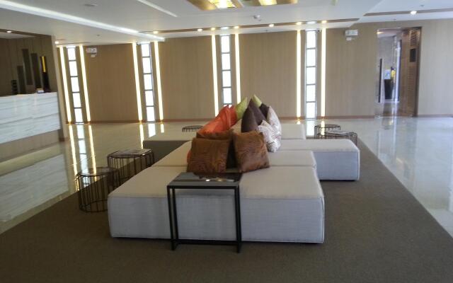 Extremeli Suites Manila powered by Cocotel
