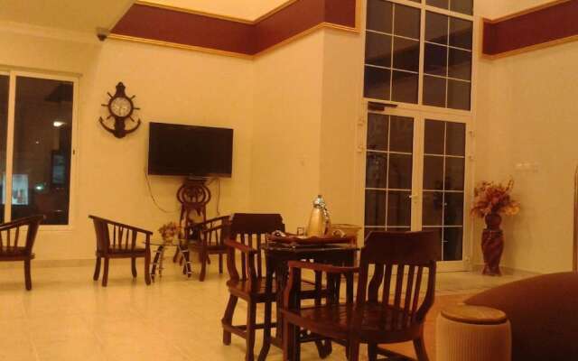 Akaduniya Furnished Apartments 3