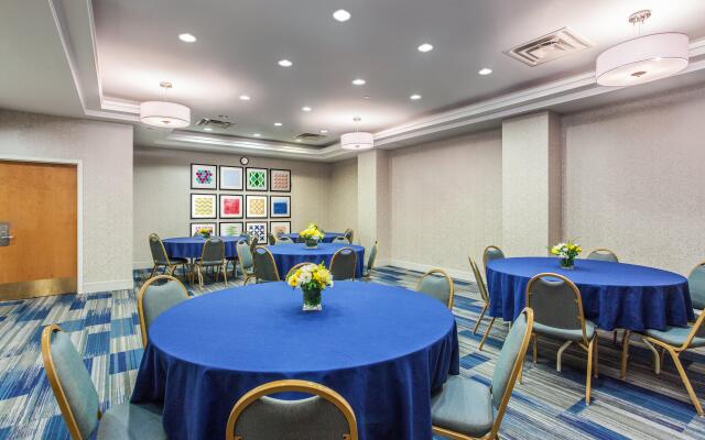 Holiday Inn Express Hauppauge by IHG