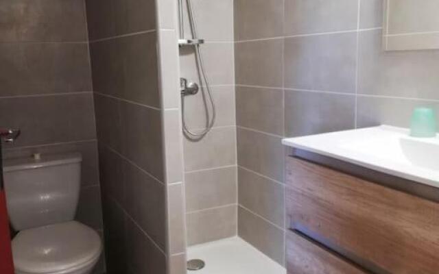 Studio 28m2 climatisé,WIFI, proche des calanques,plages