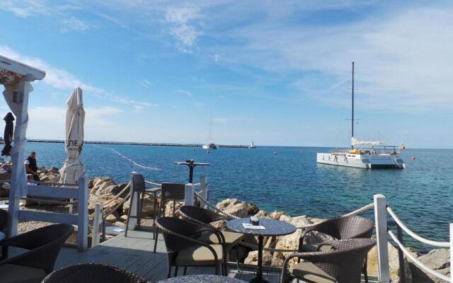 Holiday home in Rogoznica 39566