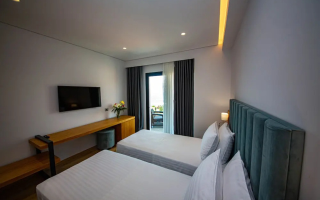 El Primero Hotel