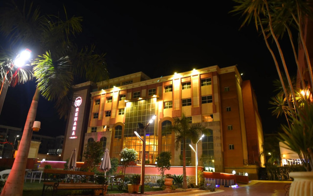 Rehana Plaza Hotel