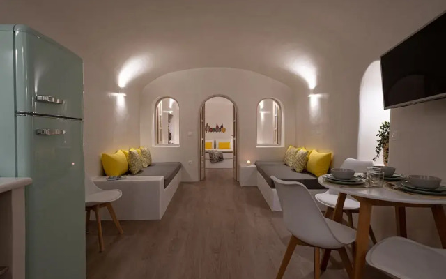 White Orchid Cave House & Studio