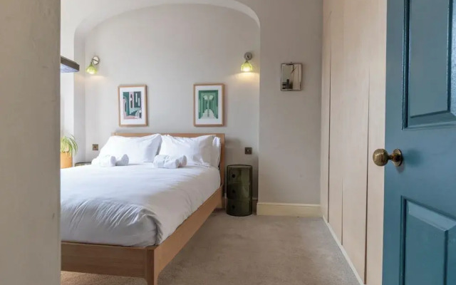 The Emporium - Stylish 2BD in Winchcombe