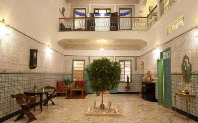 Riad 111