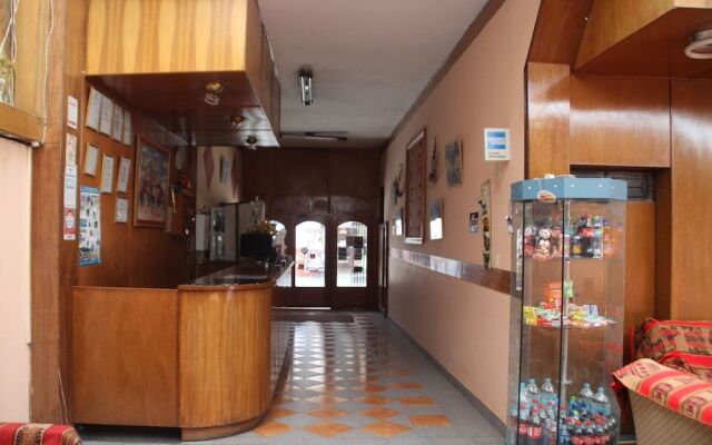Gran Puno Inn Hostal