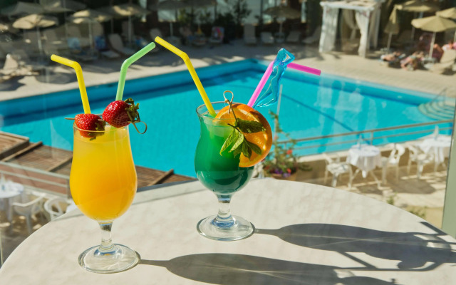 Minos Ambassador Suites & Spa - Adults only