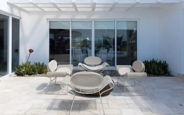 Villa Serenidad by Acomodo
