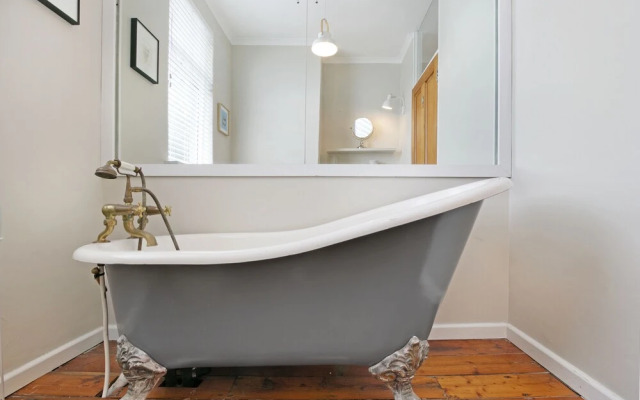 The Gordon Townhouse