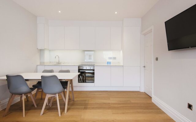 The Charleville Road Nest - 38CR5