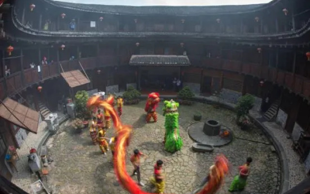 Tea Man Station 3 Fuqian Building 1906 Tulou Homestay