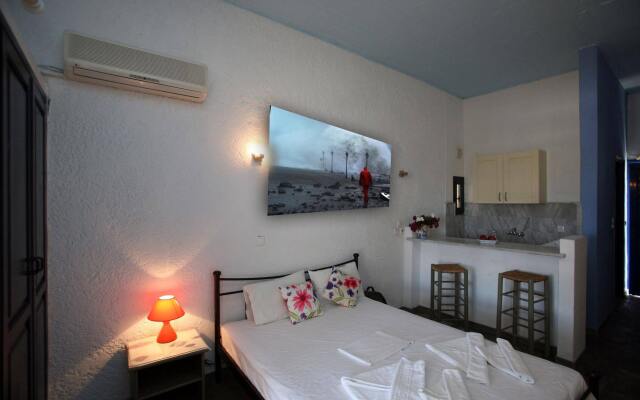 St George Studios Apartments