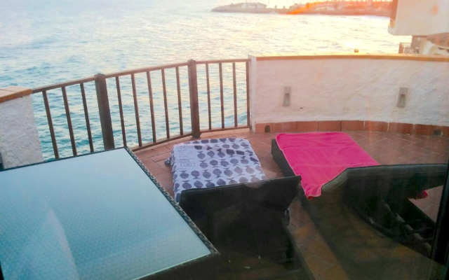 Sitges Balcony Pool & Seaside Apartment