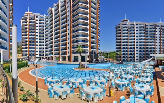 Azura Park Residence