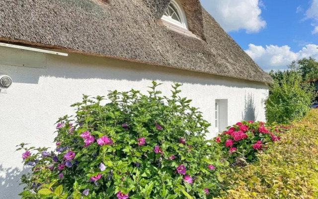 Charmantes Reetdachhaus in Lehe