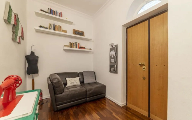 Fontana di Trevi Design Apartment